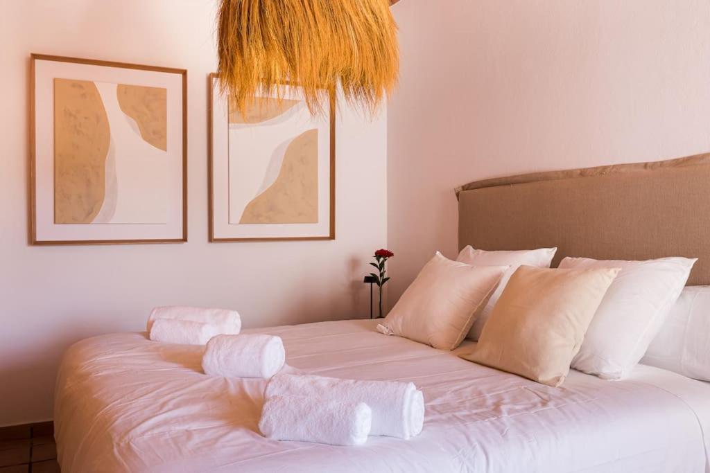 4 Palms Only 5 Minutes From Ibiza Montecristo