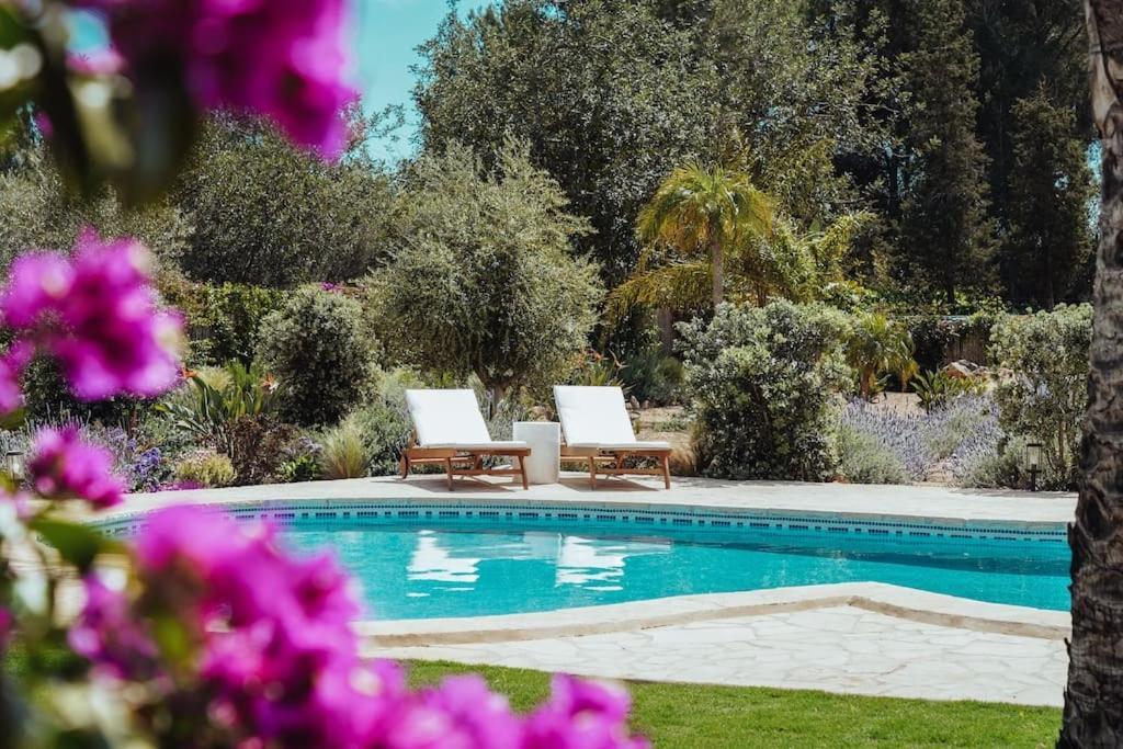 Villa 4 Palms Only 5 Minutes From Ibiza Montecristo